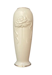 Jarrón vintage Lenox rosa flor marfil porcelana fina 6"" borde oro 24k - Imagen 1 de 6