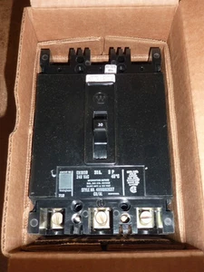 WESTINGHOUSE EB3030  4990D03G37 CIRCUIT BREAKER - Picture 1 of 5