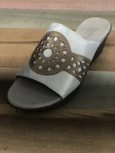 Sandalia cuña de piel Munro American para mujer talla US 9.5 fabricada en USA - Imagen 1 de 7