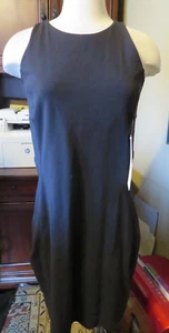 NWT Lululemon Slim Fit Above Knee Dress - Black - 10 Shelf Bra - Picture 1 of 4