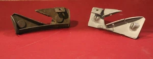 1953-  E 1954  Corvette Flipper Molding Bases - Pair - Imagen 1 de 4