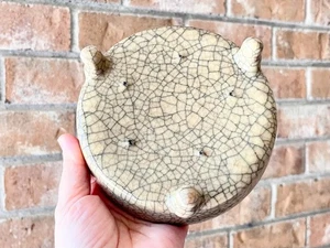 13C Song/Yuan 宋元 哥釉金絲䥫線三足洗 Una rara rondella a treppiede Ge - Foto 1 di 11