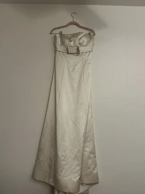 Vestido de noiva vintage Watters & Watters da Marshall Field com etiquetas - Imagem 1 de 4