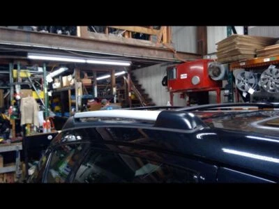 Правая багажная полка 2003-2008 VIBE 1456799 - Изображение 1 из 4