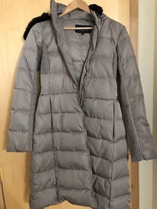 Armani Jeans Damen Daunenjacke Mantel Gr. 44 US groß grau Kunstfell Zierhaube - Bild 1 von 18
