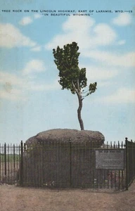 Tree Rock on the Lincoln Highway - East of Laramie, Wyoming - litografía sin publicar - Imagen 1 de 3