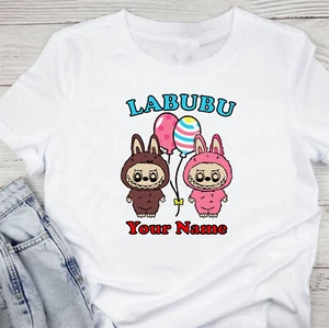 T-shirt Labubu Carton, maglietta mostro Labubu Coquette carina, maglietta amante di Labubu - Foto 1 di 17