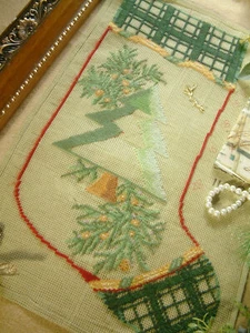 Xmas Cedar Tree With Pinecone Preworked Needlepoint Canvas Hand Crafted - Picture 1 of 5