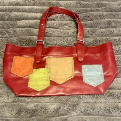 MATT & NAT Montreal 红色人造皮革多色口袋单肩包 — 第 1/4 张图片