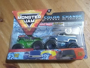 Monster Jam 2020 Color Change Grave Digger vs Grave Digger Chesapeake - Picture 1 of 1