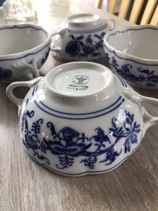 Zweibelmuster Made In Czech Original Bomehia Blue And White 4Serving Soup Bowls - Picture 1 of 12