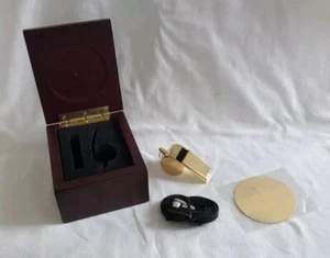 Rosewood Box With Gold Whistle Coach Award Engraving Plate - Picture 1 of 10