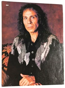 RECORTE DE PÓSTER PINUP DE PÁGINA COMPLETA RONNIE JAMES DIO/REVISTA DE 1980 (10) - Imagen 1 de 1