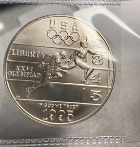 1995-P Olympic Track & Field Commemorative Silver Dollar 5030 - Picture 1 of 2