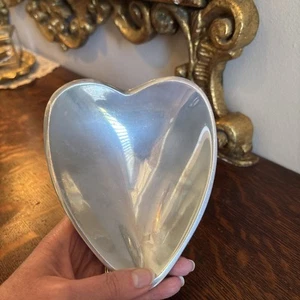 Nambe Sweetheart 6"x5”Heart Shaped Trinket/Candy Dish #116 1994 Preowned - Picture 1 of 8
