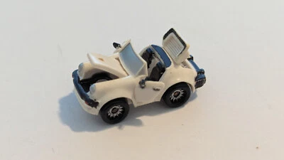 Винтажный белый кабриолет Galoob Micro Machines серии Deluxe Porsche 911 - Изображение 1 из 4