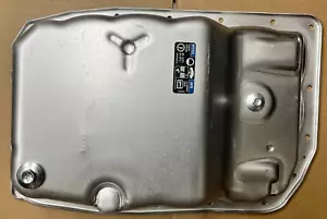 GM NEW 6L80 6L80E LEVEL CHECK PAN WITH OE STYLE DRAIN PLUG - Picture 1 of 4