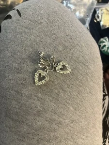 Vintage Clear Rhinestone Heart Shaped Dangle Clip On Earrings With Screwback - Picture 1 of 1