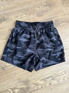 Athleta Girl’s Camo Print Athletic Shorts Size XL - Picture 1 of 4