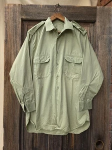Vintage 1960s Canadian Army Green Cotton Button-Up Shirt M/L Military - Picture 1 of 12