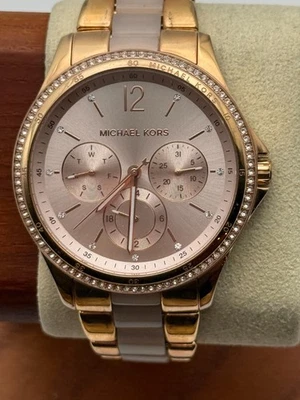Reloj de cuarzo Michael Kors cronógrafo 40 mm bisel de cristal bicolor unisex 7 pulgadas Foto 1 de 4