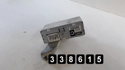 1998 TOYOTA CAMRY ECU MODULE SENSOR 88240 33100 - Image 1 of 3