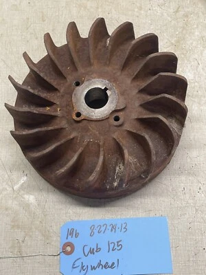 Volante Cub Cadet 125 Kohler K-301 - Imagem 1 de 3