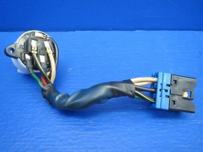 Hyundai Elantra M/T 2010 transmisión manual, módulo de interruptor de encendido OEM. B36 Foto 1 de 4