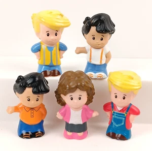 Fisher Price Little People Lot of 5 Figures Skinny Style Boys Eddie Koby Girl - Picture 1 of 12