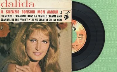 DALIDA / Il Silenzio, Bonsoir mon amoir BARCLAY 70853 M Pres France 1965 EP VG+ - Image 1 of 4