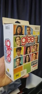 Karaoke Revolution: Glee + Big Box, Manual, Microphone - Nintendo Wii - Picture 1 of 2