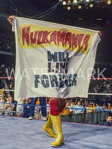 Hulk Hogan RIP Hulkamania 8x10 Photo WWE WrestleMania - Picture 1 of 1