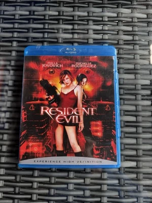 Resident Evil (Blu-ray, 2002) - Image 1 of 2