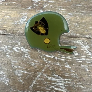 VINTAGE NFL FOOTBALL OAKLAND RAIDERS TEAM LOGO HELM EMAILLE ANSTECKNADEL SELTEN  - Bild 1 von 2