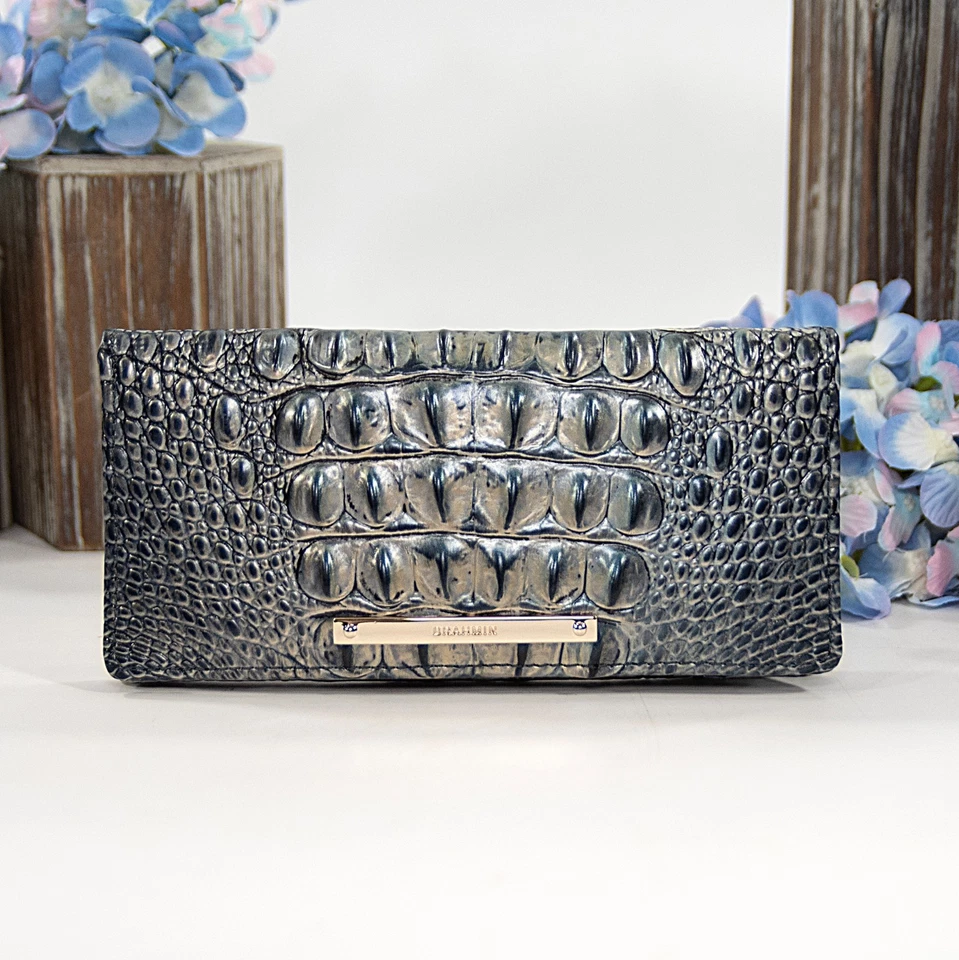Cartera Brahmin Twilight Blue Ombre Melbourne Cuero Ady Doble Plegable Nueva con Etiquetas Foto 1 de 4