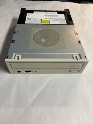 Vintage NEC CDR-3001B 48x Internal IDE CD-ROM Disk Drive @MB190 - Image 1 of 4