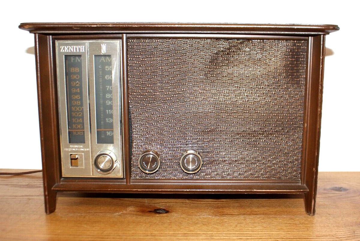 Preços baixos em Gabinete de rádio de Madeira Indiana Rádios Preços baixos em Gabinete de rádio de Madeira Indiana Rádios