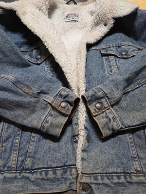 Jaqueta caminhoneiro LEVIS azul denim branca Sherpa masculina grande vintage T22 - Imagem 1 de 4