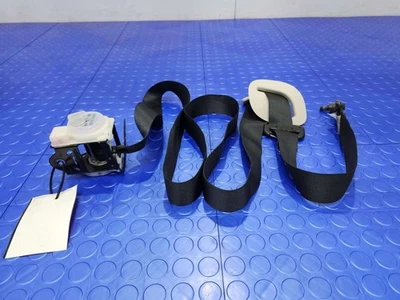 11-17 Infiniti QX56 QX80 3ª fila cinturón de seguridad trasero retractor lado izquierdo del conductor negro Foto 1 de 4