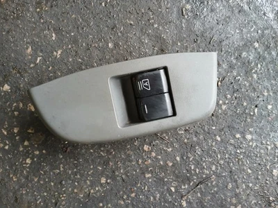 INTERRUPTOR VENTANA DELANTERA CONDUCTOR NISSAN NV200 O/S 2009-2019 (2018) 1.5 DCI DIÉSEL ~ Foto 1 de 2
