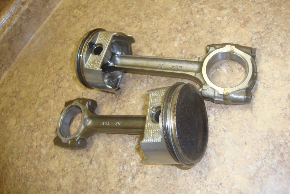 Honda VTX1300 VTX 1300 C VTX1300C 2006 motor pistones bielas motor 06 Foto 1 de 1