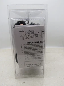 Deltran Battery Tender Junior 800MA 12V NEW IN PACKAGING (TDY027098) - Picture 1 of 1