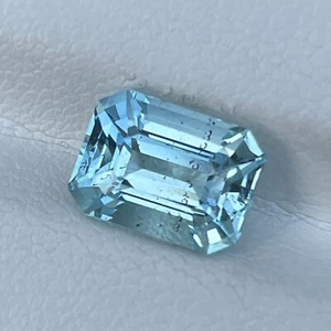Natural Blue Aquamarine 2.28 Cts Emerald Cut Loose Gemstone - Picture 1 of 7