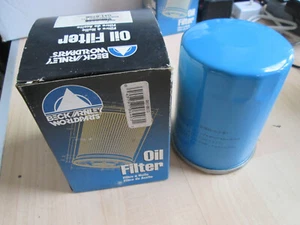 Engine Oil Filter Beck/Arnley 041-8756 for Datsun, Nissan, Rover #M121CR - Picture 1 of 9