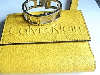 Damen Armbanduhr Calvin Klein und Damen Portemonnaie Calvin Klein - Bild 1 von 4