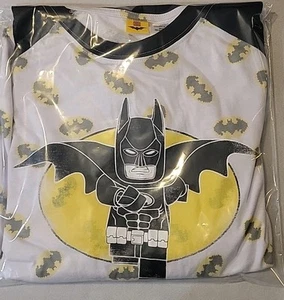 Batman Lego black and yellow Tshirt men's XL new NWT - Picture 1 of 7