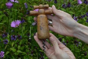 Vintage Wooden Corkscrew Wine Bottle Opener - Picture 1 of 10
