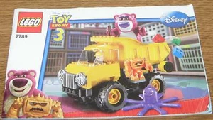 LEGO Toy Story 7789 Lotsos Kipplaster 100% komplett mit allen Figuren Anleitung - Bild 1 von 2