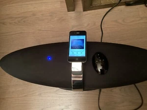 Bowers & Wilkins Zeppelin Speaker Soundbar Play Dock Remote Wall Bracket - Picture 1 of 7