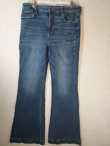 Jeans American Eagle donna 14R blu super hi rise svasato elasticizzato invecchiato boho - Foto 1 di 7